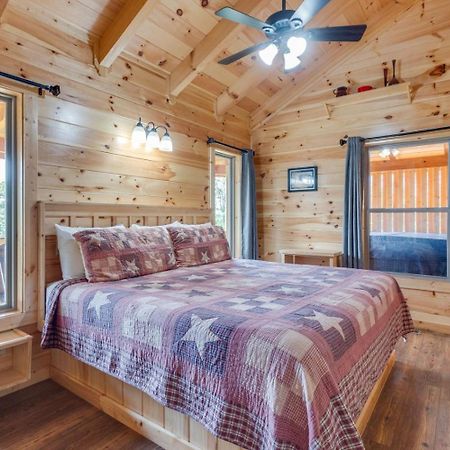 Villa Lifes A Bear à Gatlinburg Extérieur photo